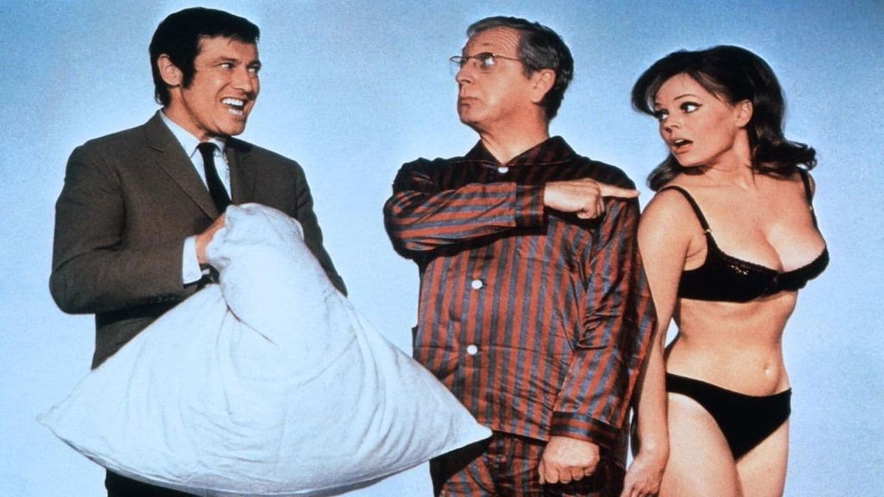 Backdrop – Otto ist auf Frauen scharf