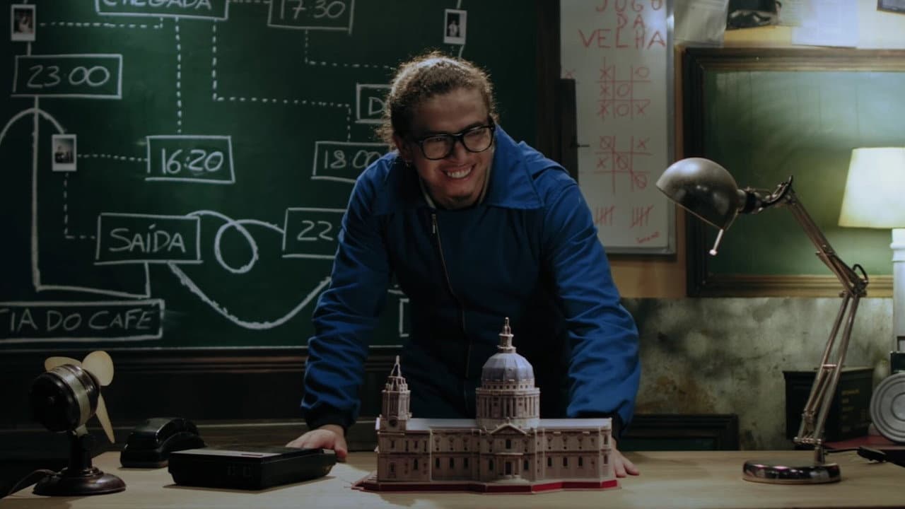 Backdrop – Whindersson criou sua La Cantina de Papel