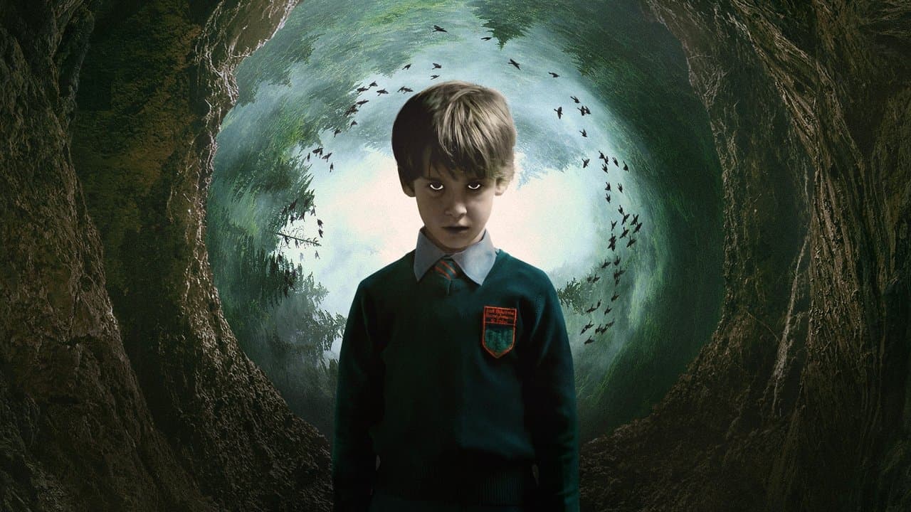 Backdrop – The Hole in the Ground