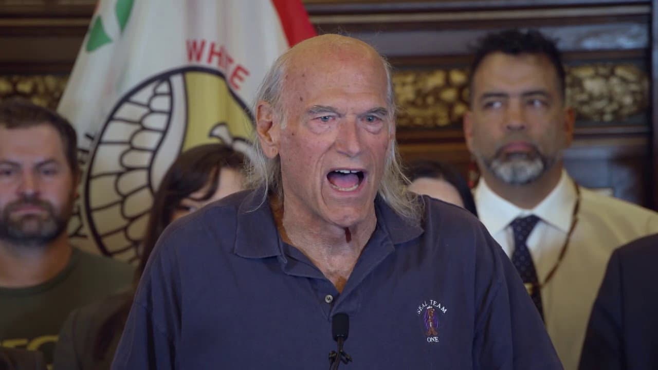 Backdrop – Jesse Ventura Shocks the World