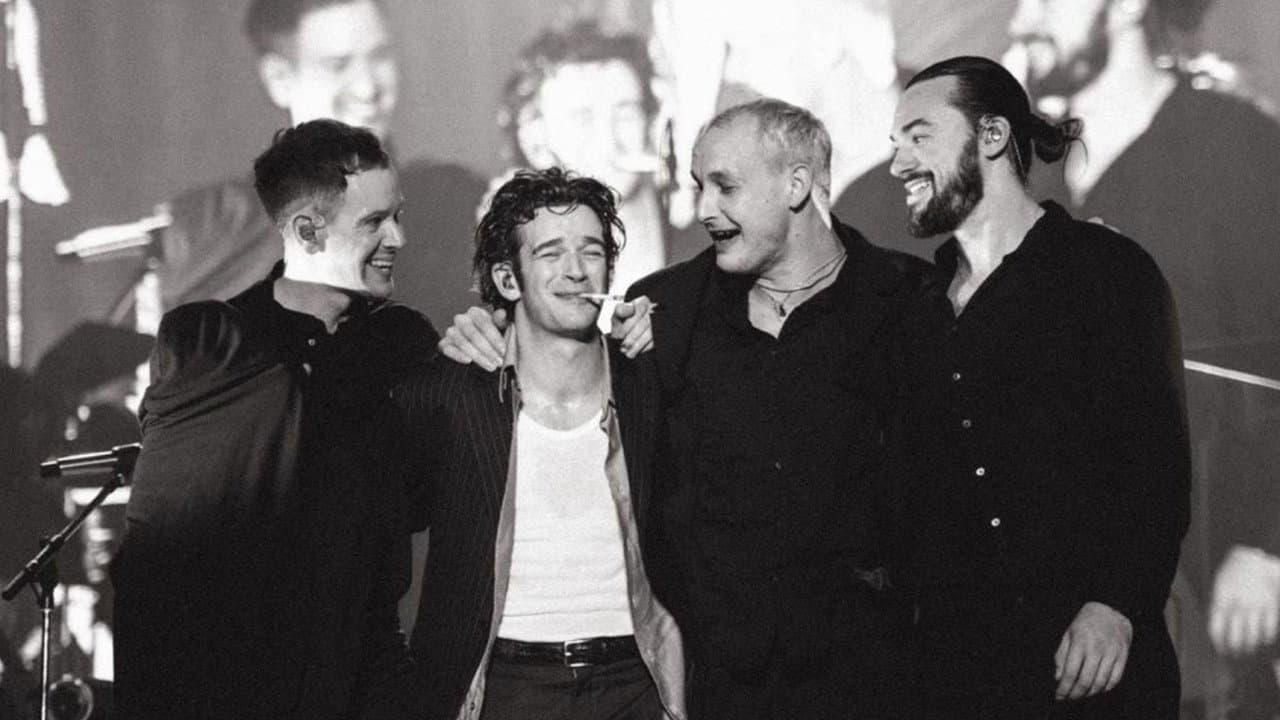 Backdrop – The 1975 'At Their Very Best' Live from Madison Square Garden