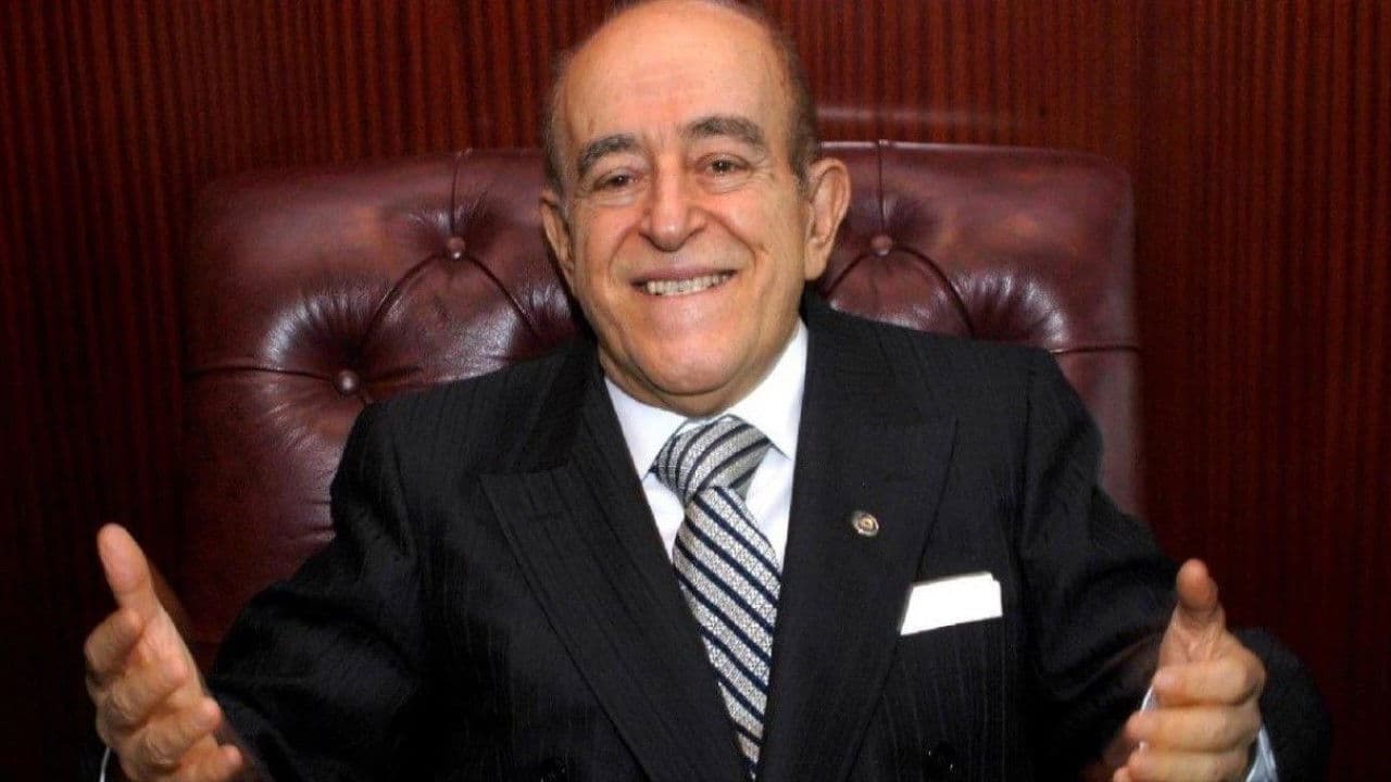 Backdrop – Sakıp Sabancı