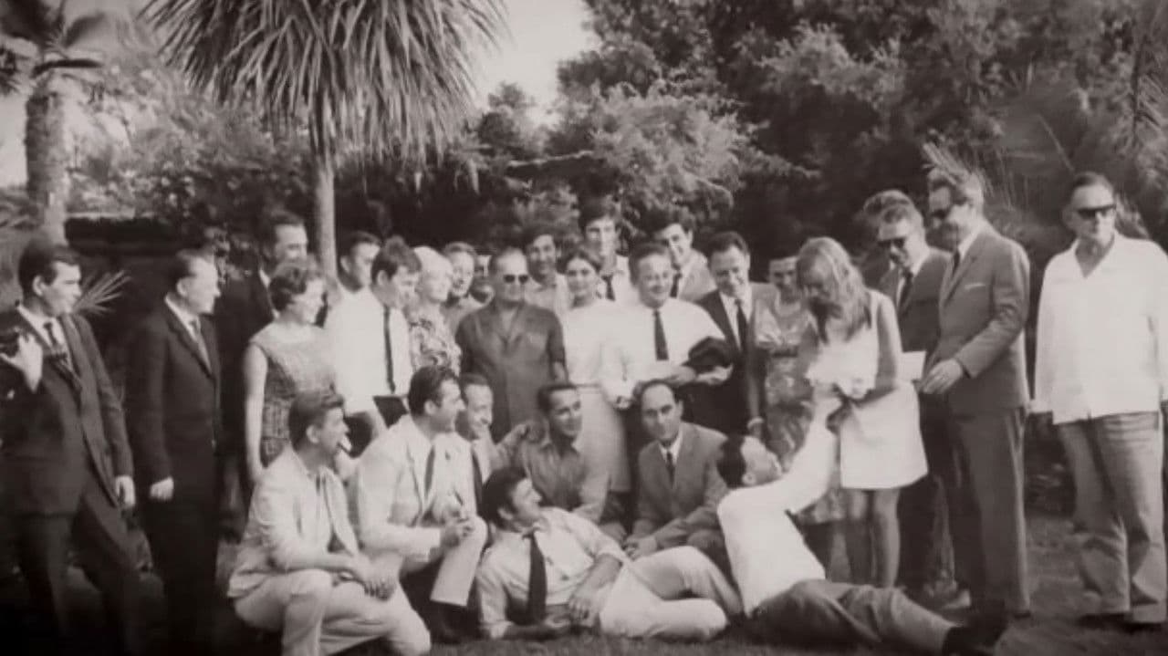 Backdrop – Cinema Komunisto