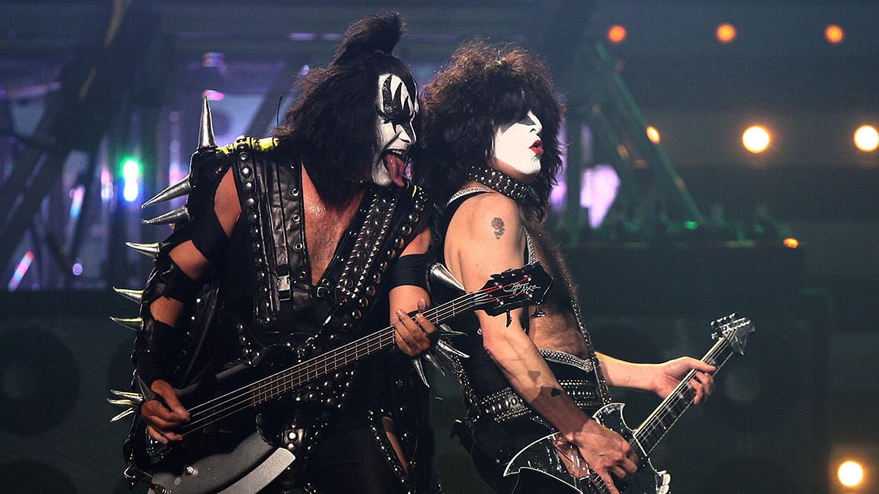 Backdrop – KISS Frontmen: Gene Simmons and Paul Stanley