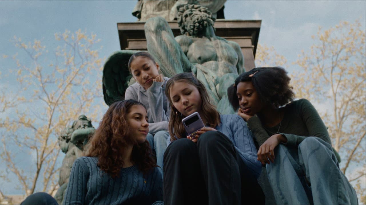 Backdrop – Wenn du Angst hast nimmst du dein Herz in den Mund und lächelst