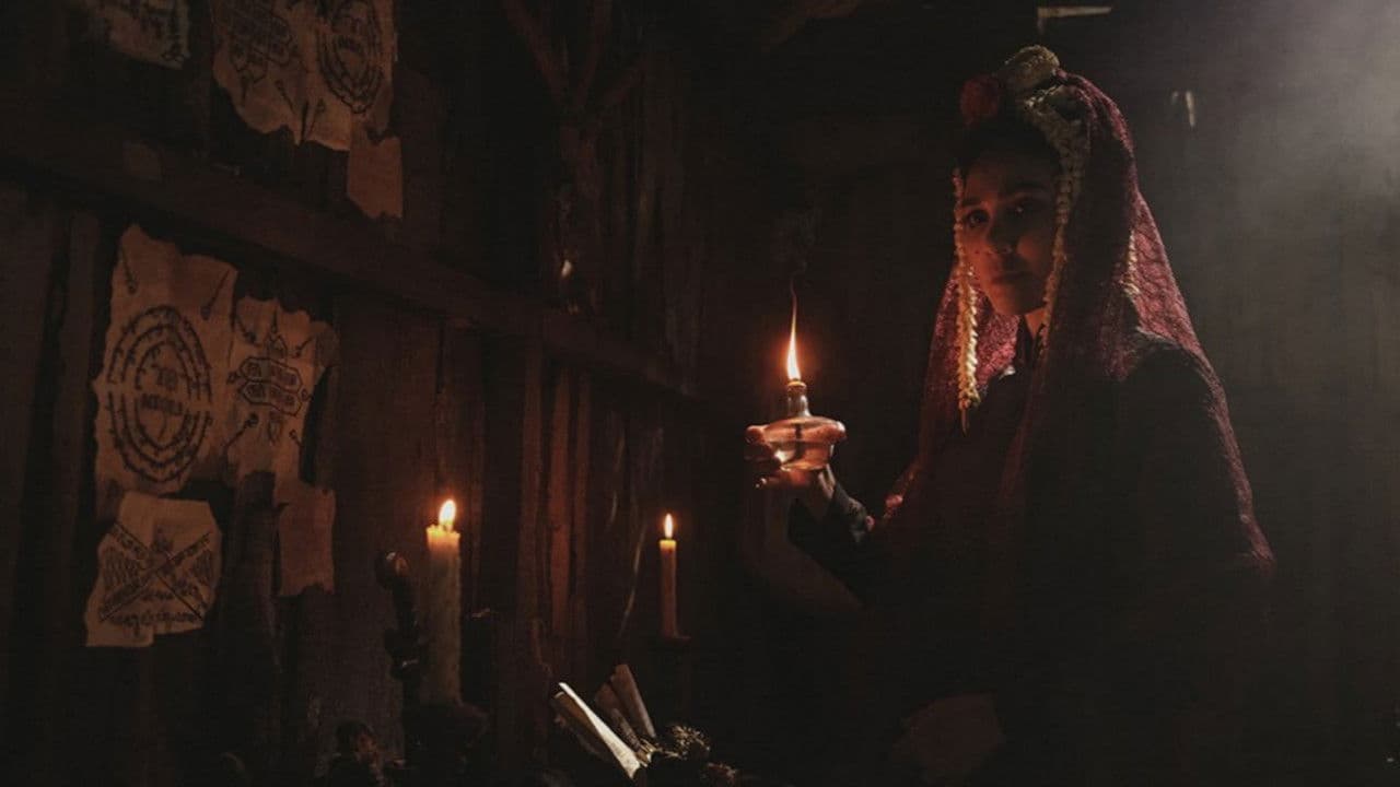 Backdrop – Suzzanna: Santet Dosa di Atas Dosa