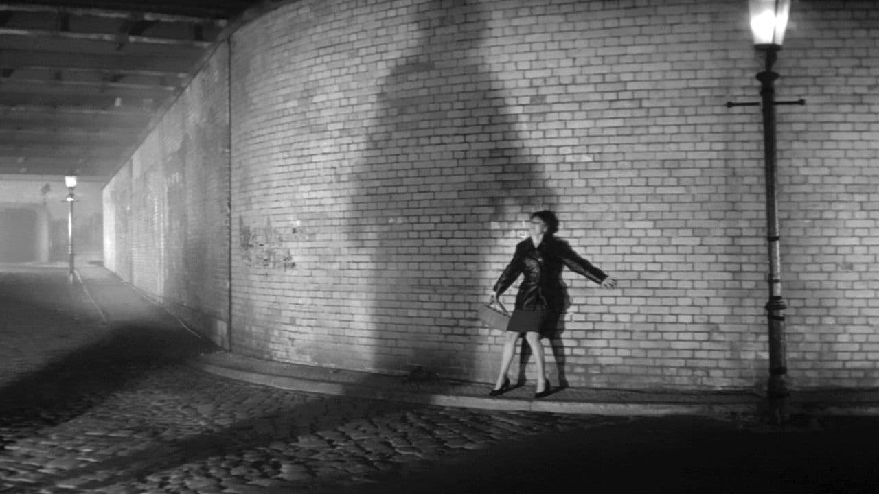 Backdrop – Das Ungeheuer von London City