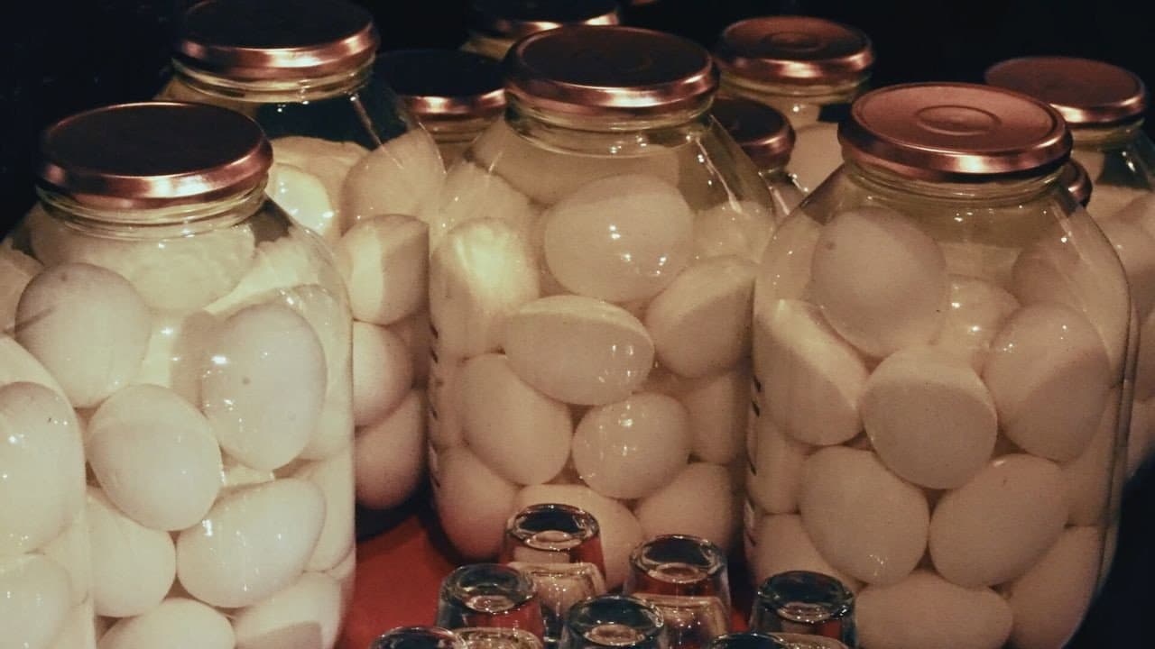 Backdrop – How Fast Can You Eat A Pickled Egg?