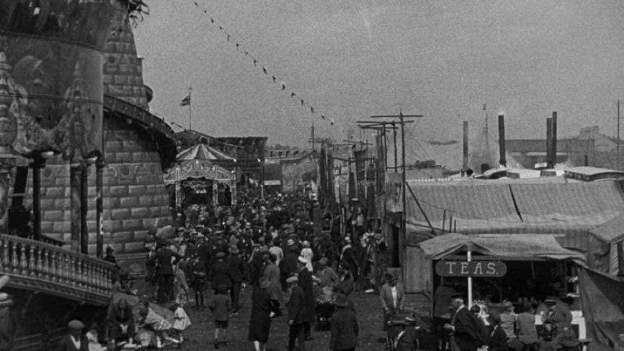 Backdrop – Surrey Frolics on the Green