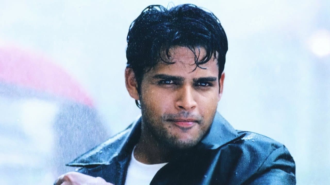 Backdrop – Do Raaste 12B: Buslinie 12B - Was wäre wenn...?