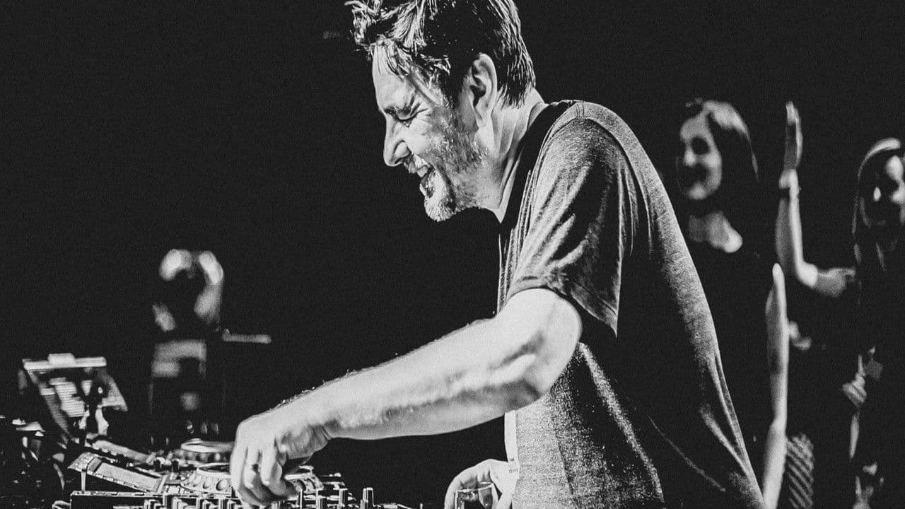 Backdrop – Laurent Garnier: It's Just Musik Live a Pleyel