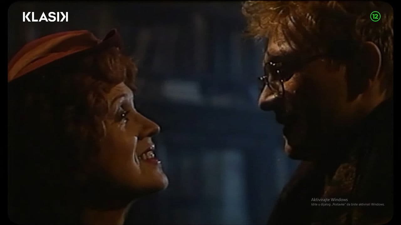 Backdrop – Pun mesec nad Beogradom