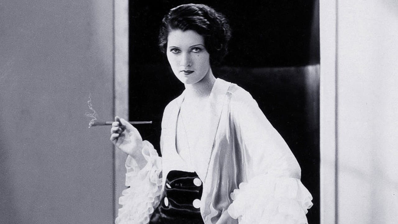 Backdrop – Le Parfum de la dame en noir