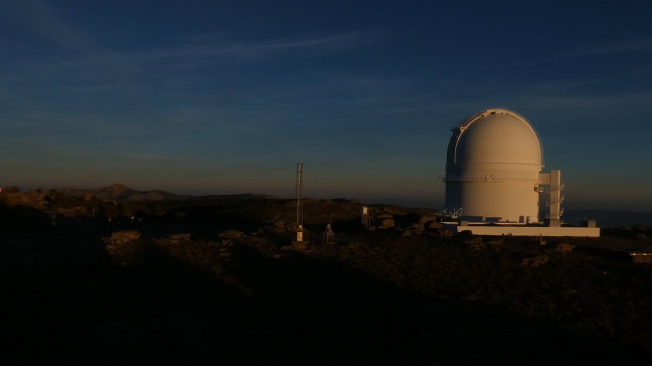 Backdrop – El Astrónomo