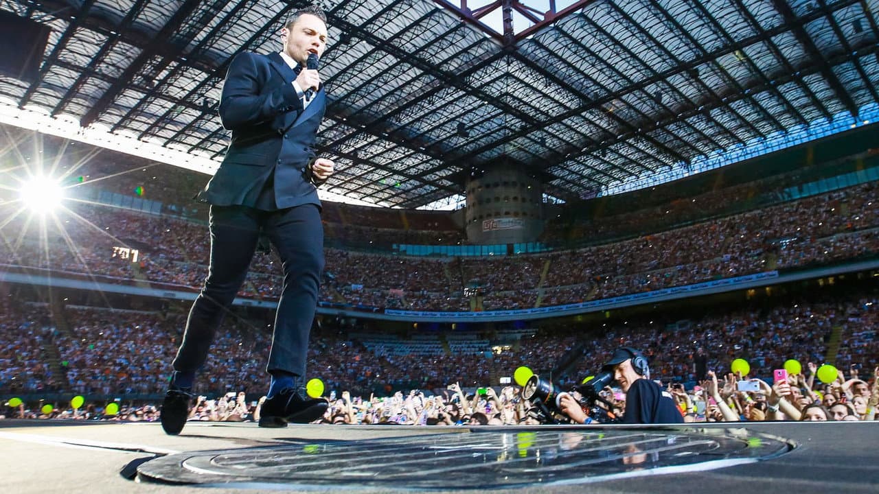 Backdrop – TZN - Tiziano Ferro lo Stadio Tour 2015