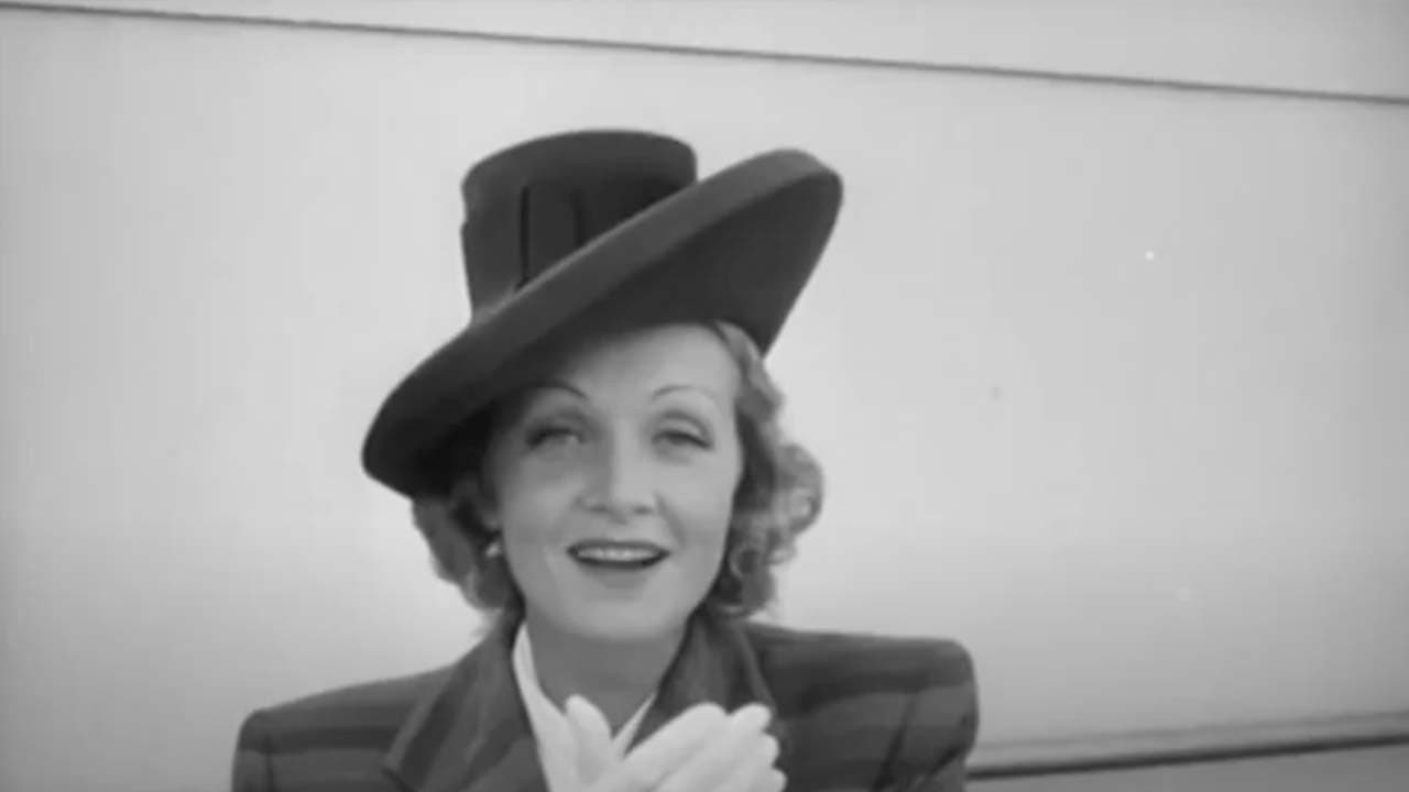 Backdrop – The Fashion Side of Hollywood