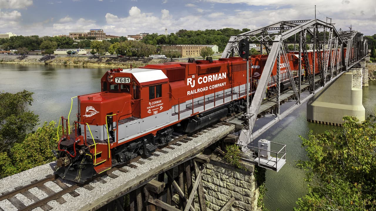 Backdrop – Great American Short Lines and Regionals