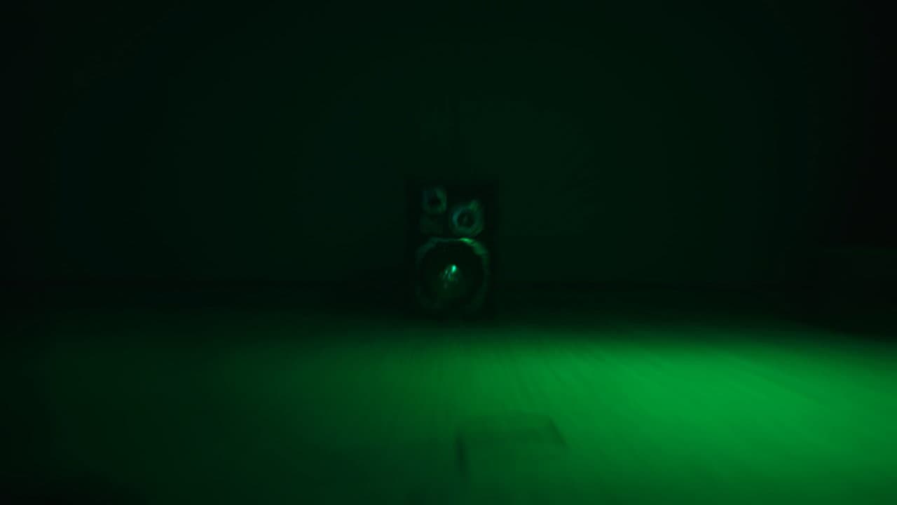 Backdrop – 7Hz