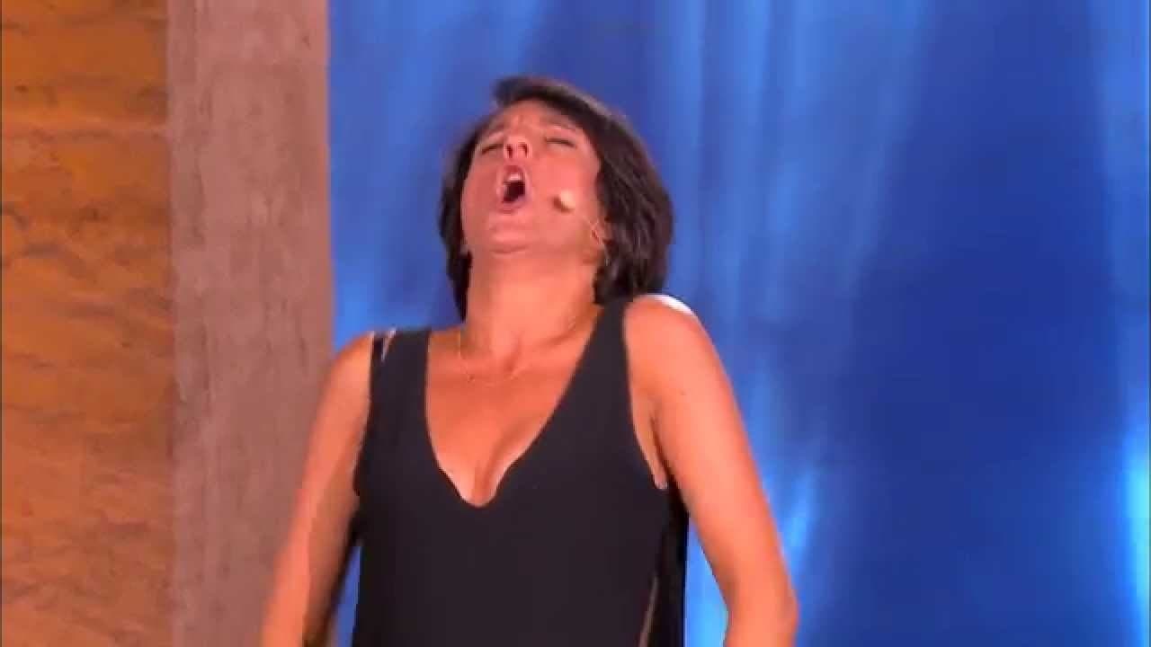 Backdrop – Jamel et ses amis au Marrakech du rire 2014