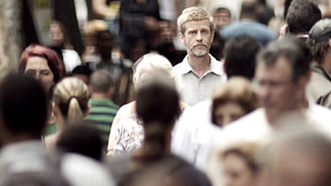 Backdrop – O homem das multidões