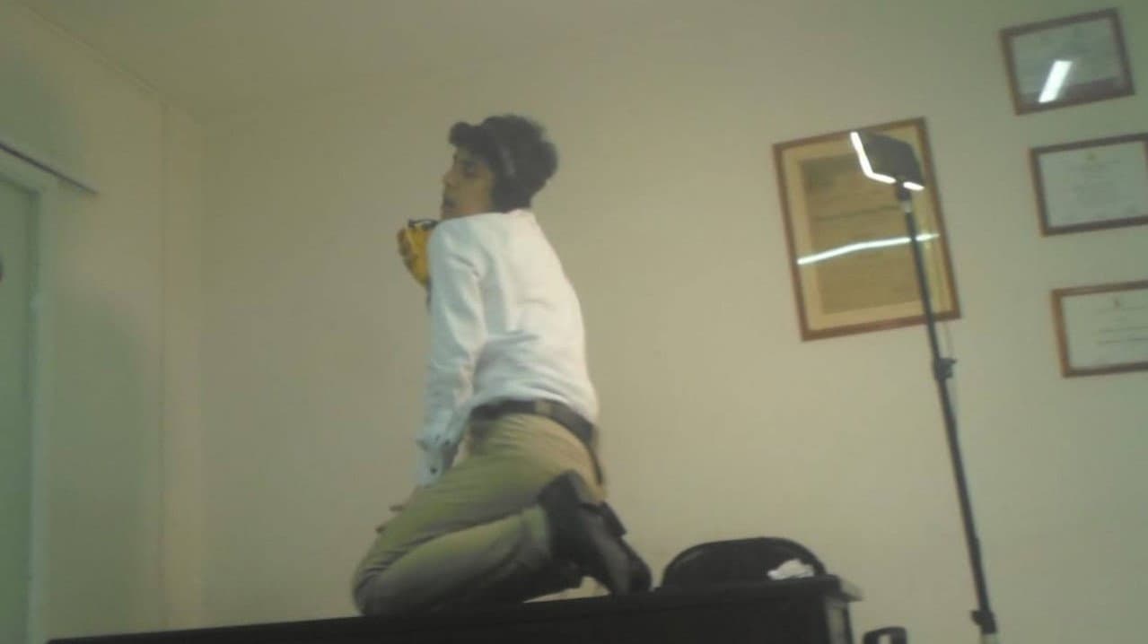 Backdrop – El lado oscuro del arcoíris