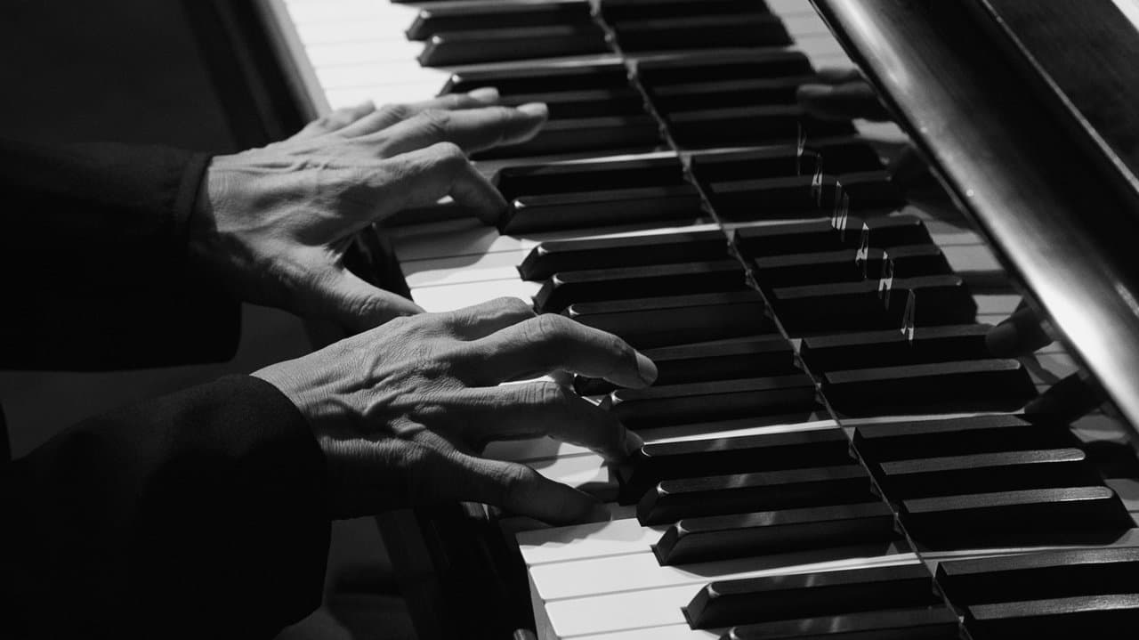 Backdrop – Ryuichi Sakamoto: Opus