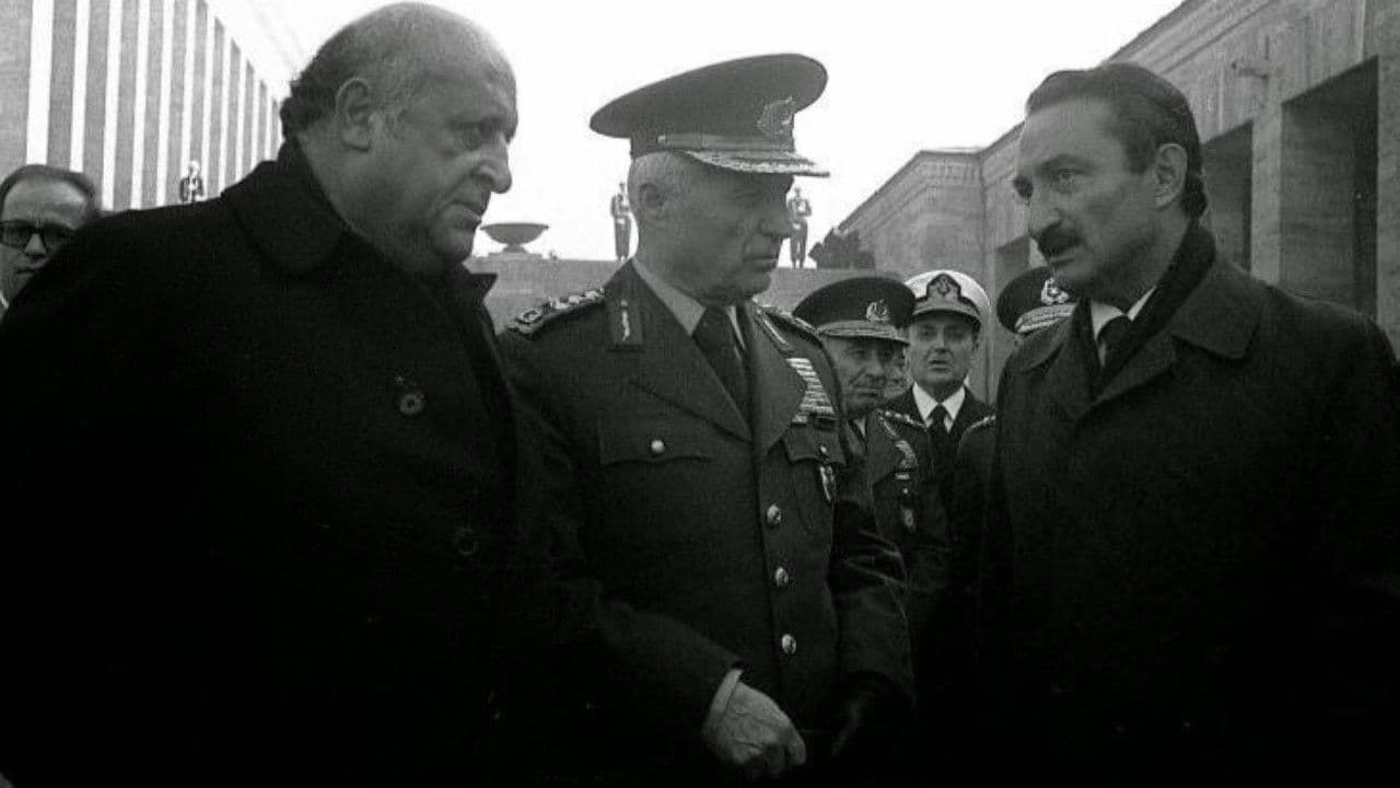 Backdrop – 12 Eylül: Kıbrıs'tan Cepheleşmeye