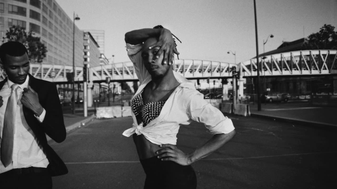 Backdrop – Paris Is Voguing