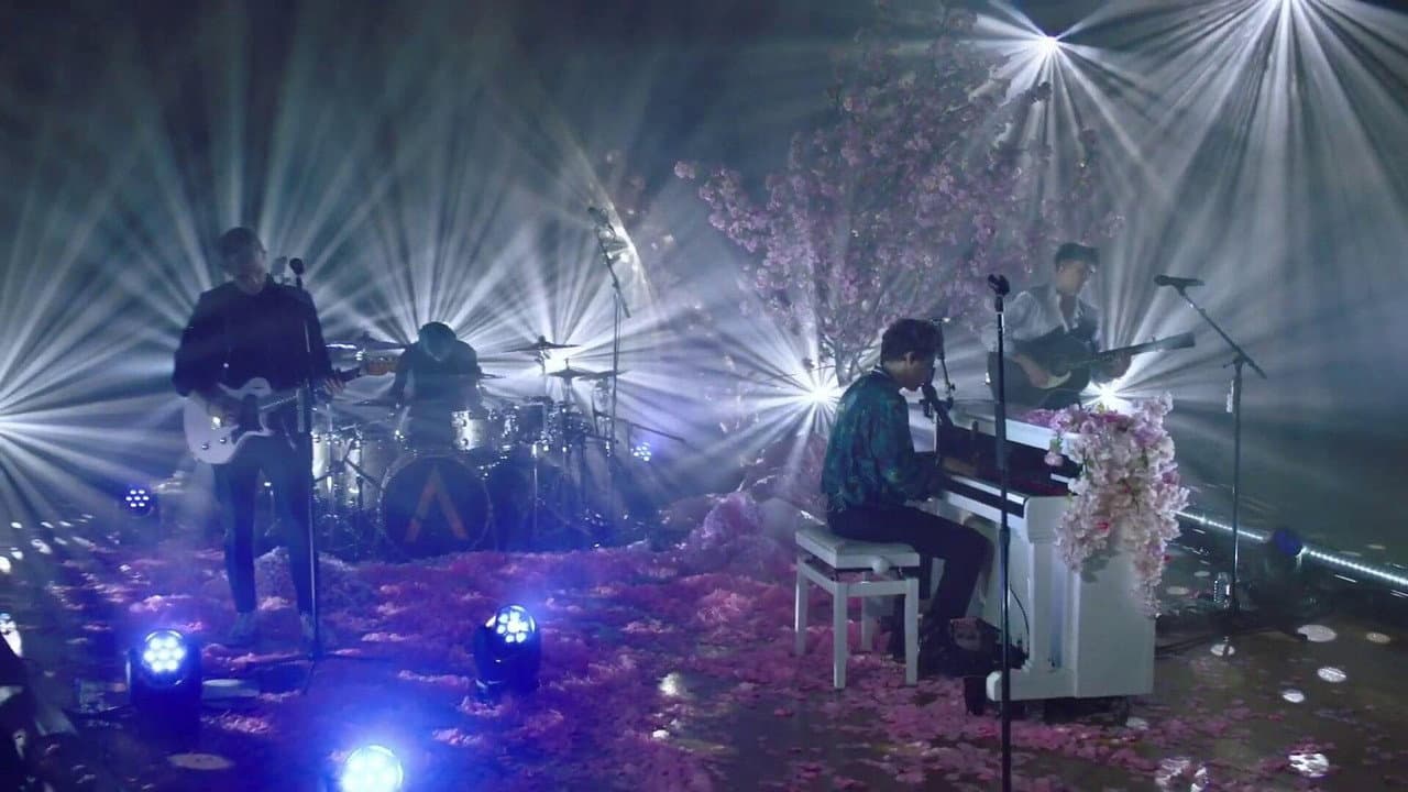 Backdrop – The Vamps: Live from Hackney Round Chapel