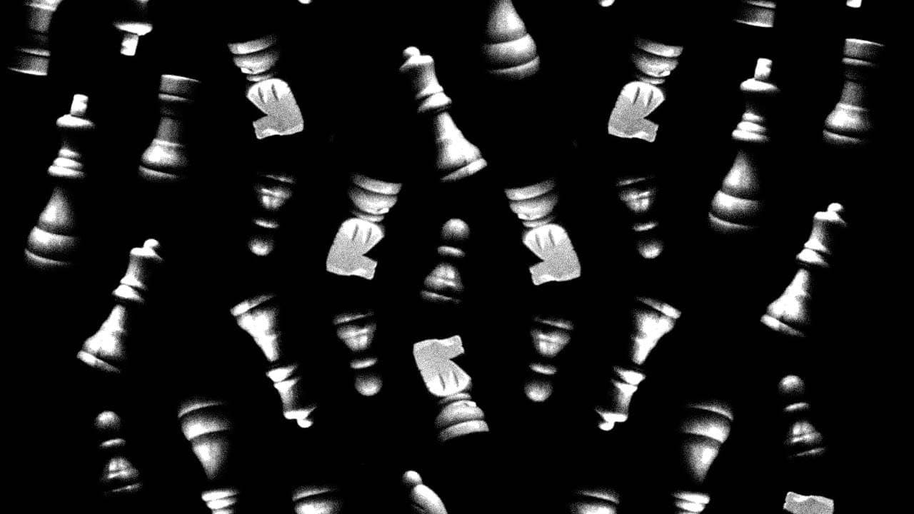 Backdrop – Achromatic