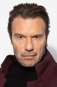 Στράτος Τζώρτζογλου