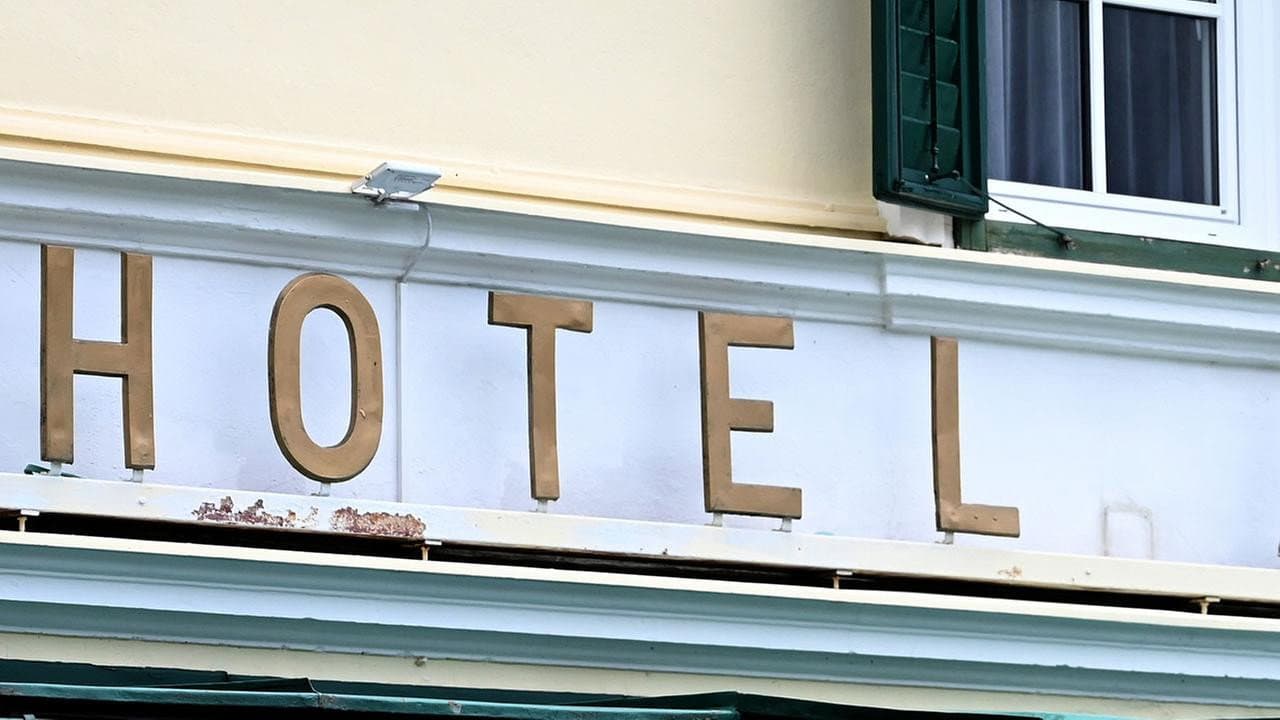 Backdrop – Alltagsgeschichte – Menschen im Hotel