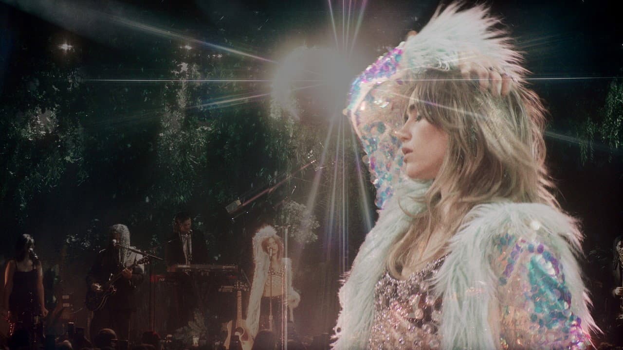 Backdrop – Suki Waterhouse Presents The Sparklemuffin Tour (Live From Brooklyn Paramount)