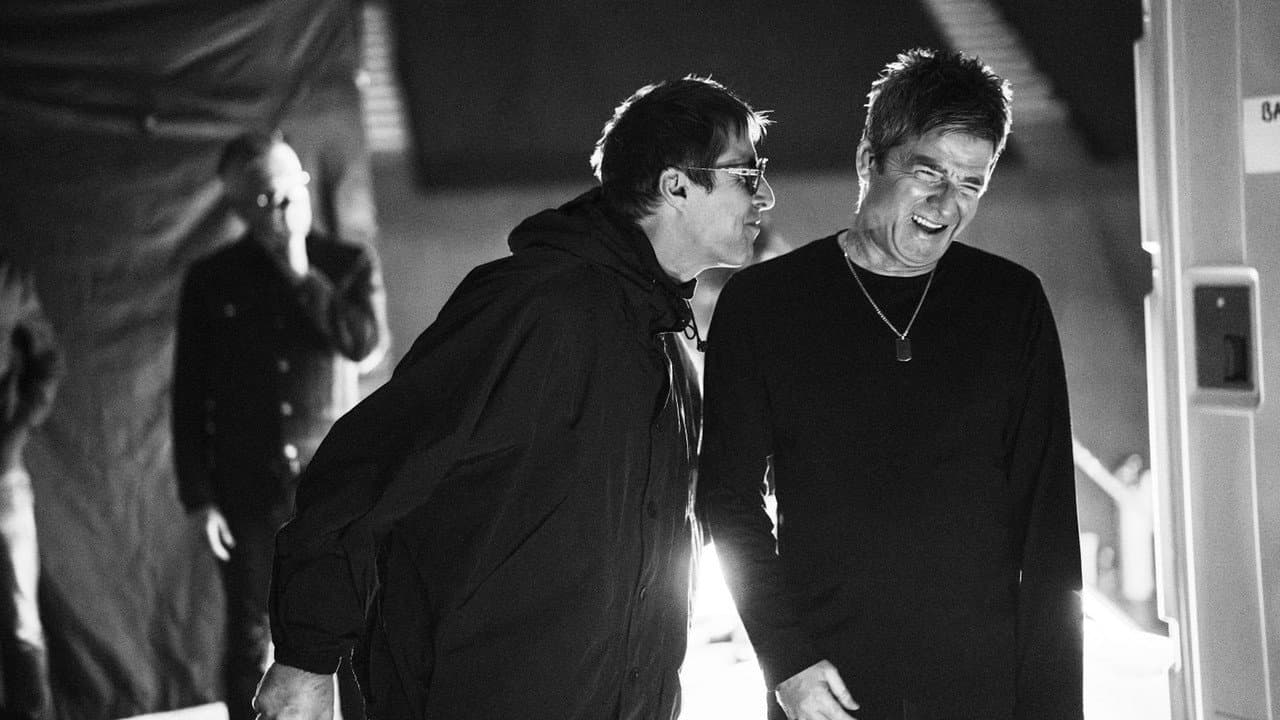 Backdrop – Oasis: Don't Look Back in Anger