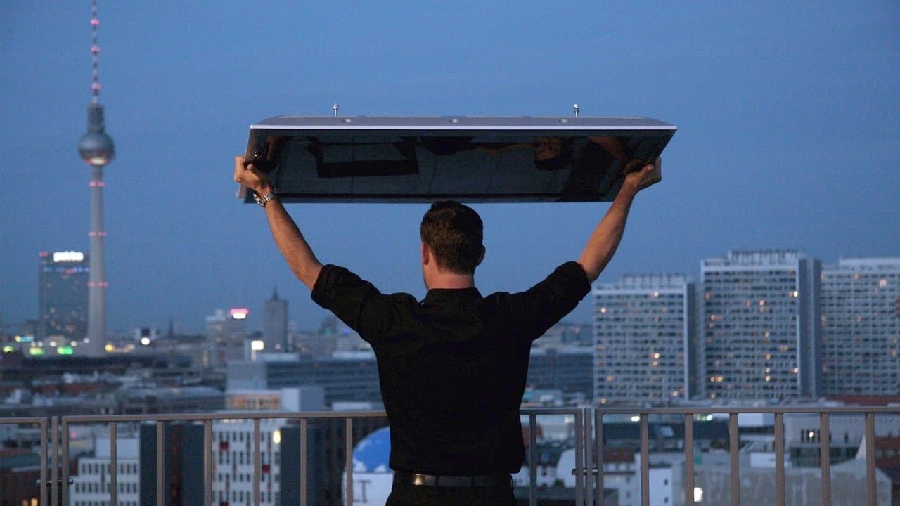 Backdrop – Free Rainer - Dein Fernseher lügt