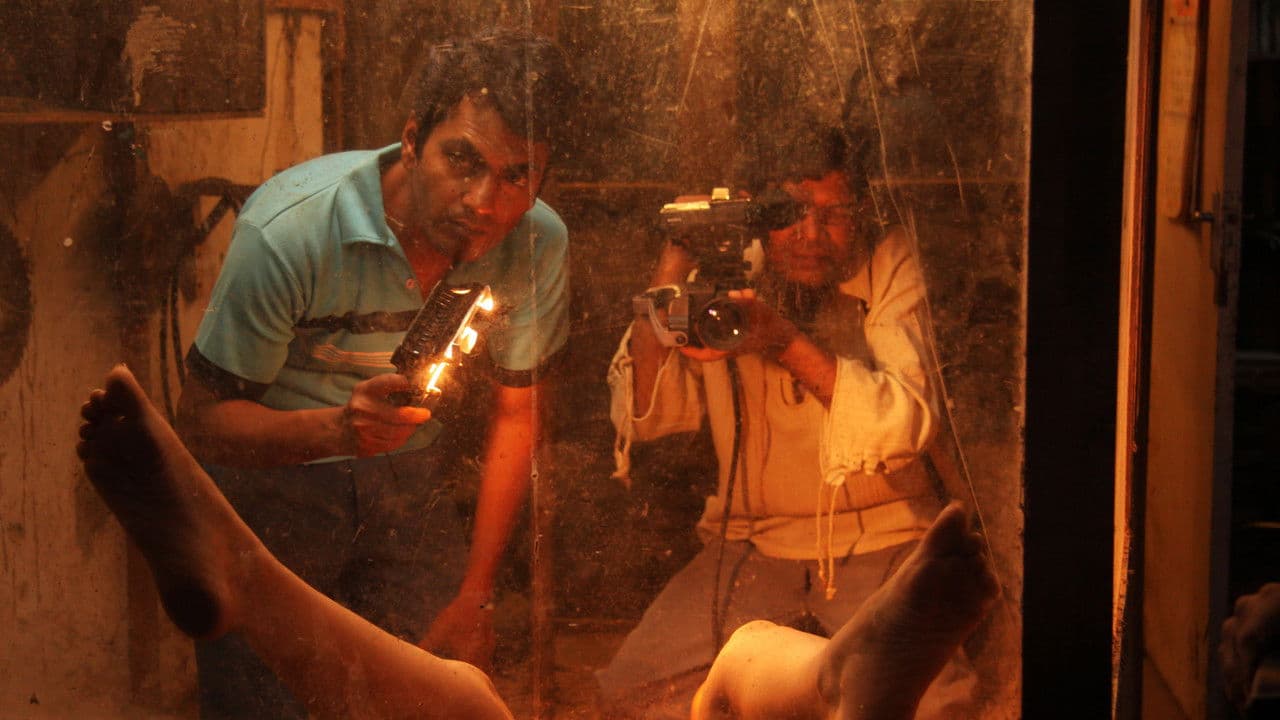 Backdrop – Miss Lovely